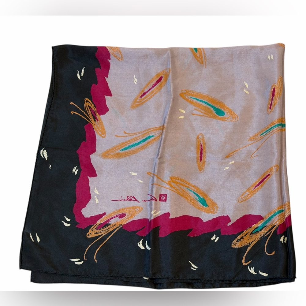 Vintage printed silk scarf Anne Klein Abstract 100% 34x34x34